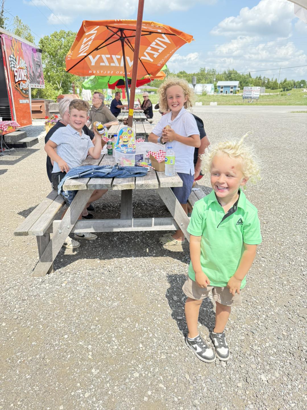 Kids enjoying lunch at Lisa's